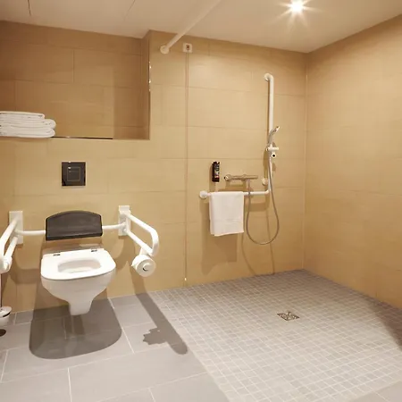 - The Niu, Air Frankfurt Messe By Ihg 3* Fráncfort del Meno