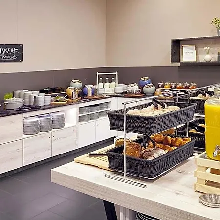 - The Niu, Air Frankfurt Messe By Ihg Hotel