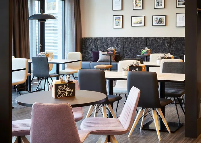 - The Niu, Air Frankfurt Messe By Ihg Hotel