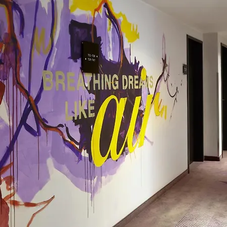 - The Niu, Air Frankfurt Messe By Ihg Hotel 3*